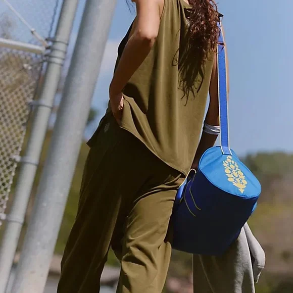 FP Movement Hot Shot Relaxed Set - Picture 3 of 12